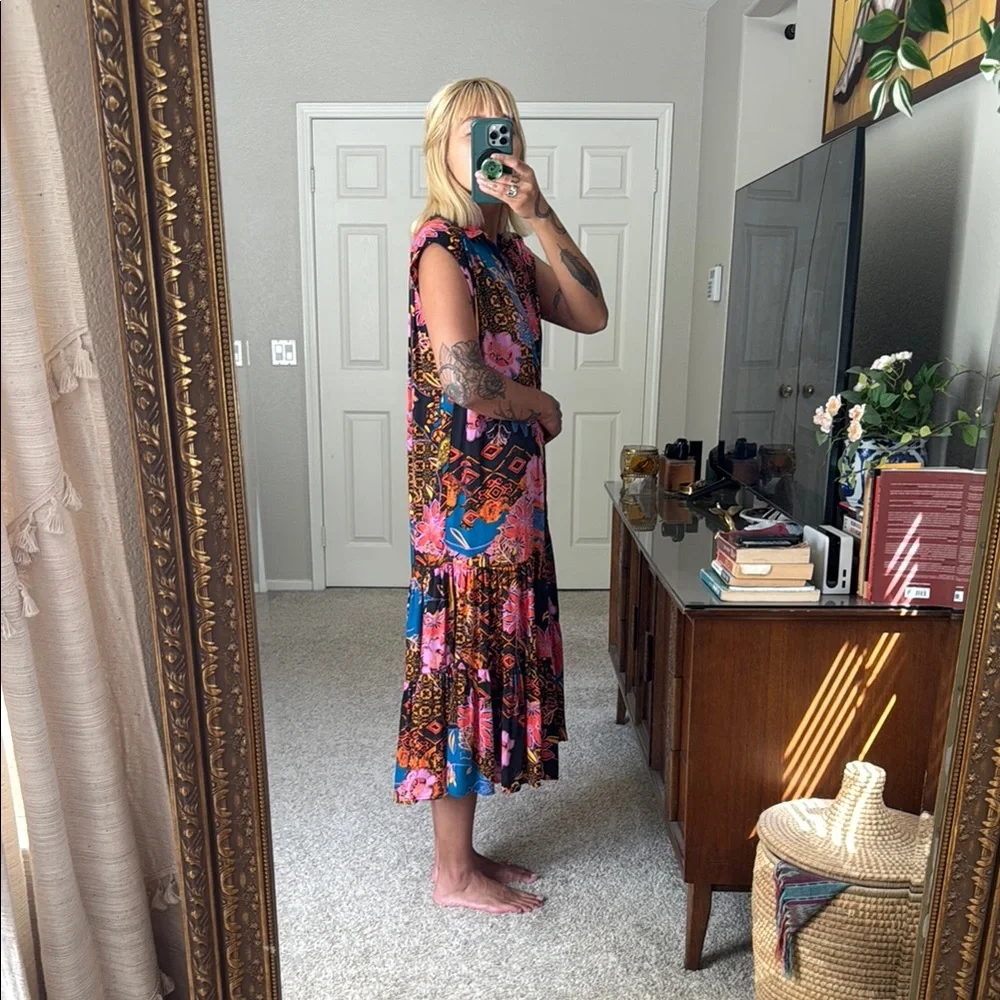 Free People Abstract Floral Sleeveless Midi Dress, 100% polyester, oversized XS - Picture 2 of 9